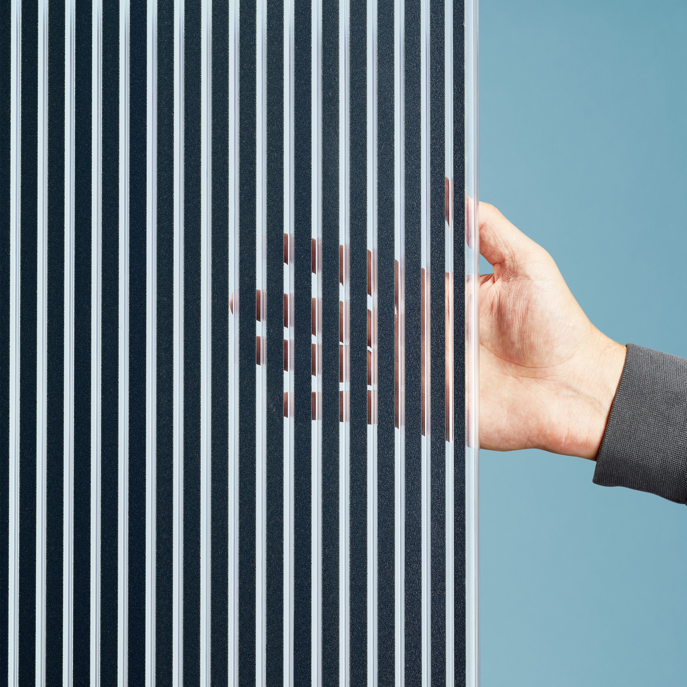 Stegplatte Polycarbonat Gestreift 16 "Zebrastyle" - Anthrazit /Klar – 16mm, 980mm Breite, Klar / anthrazit