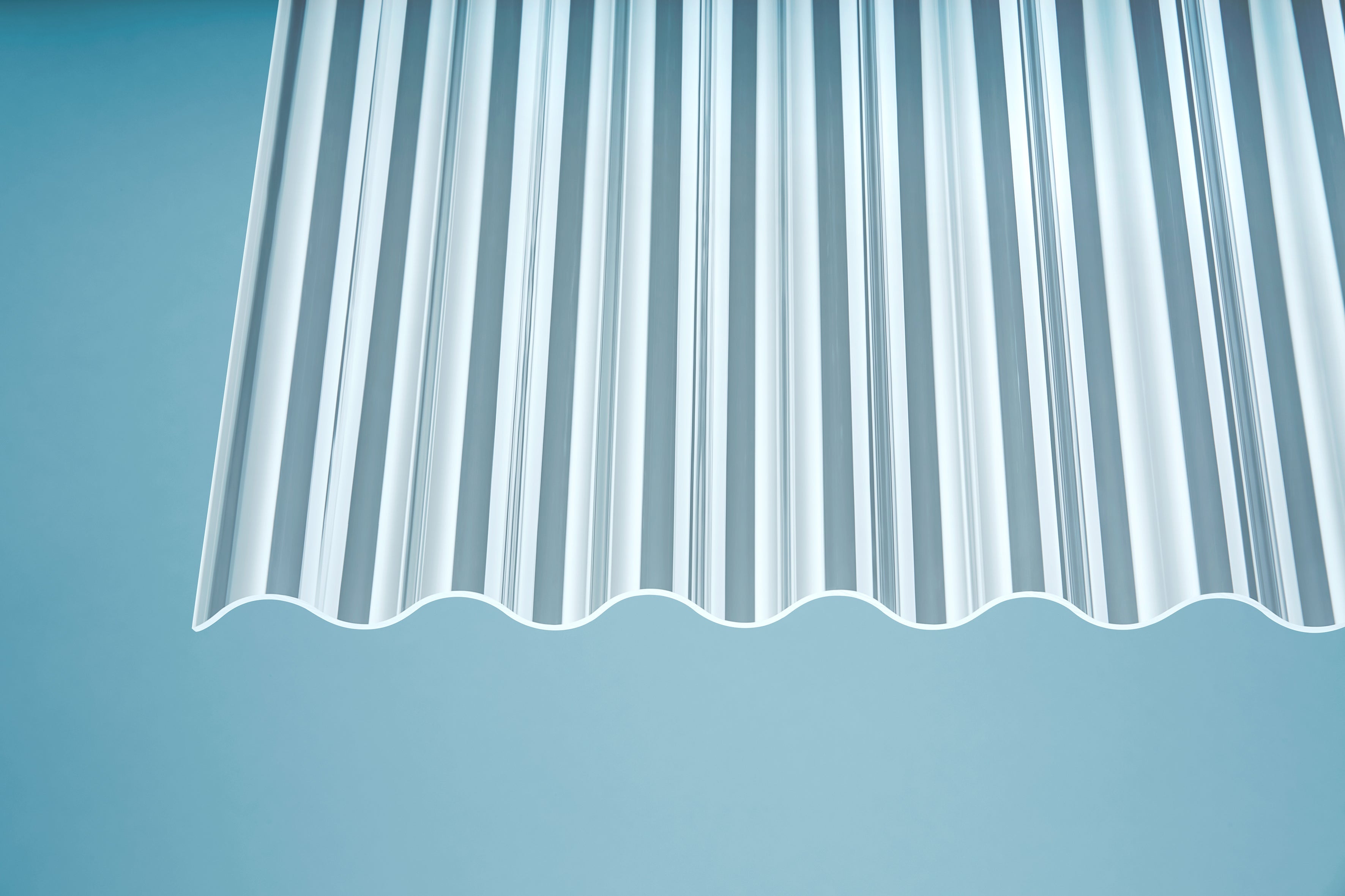 Acryl Profilplatten glatt – 3mm, 1045mm Breite, Klar – Produktansicht 3