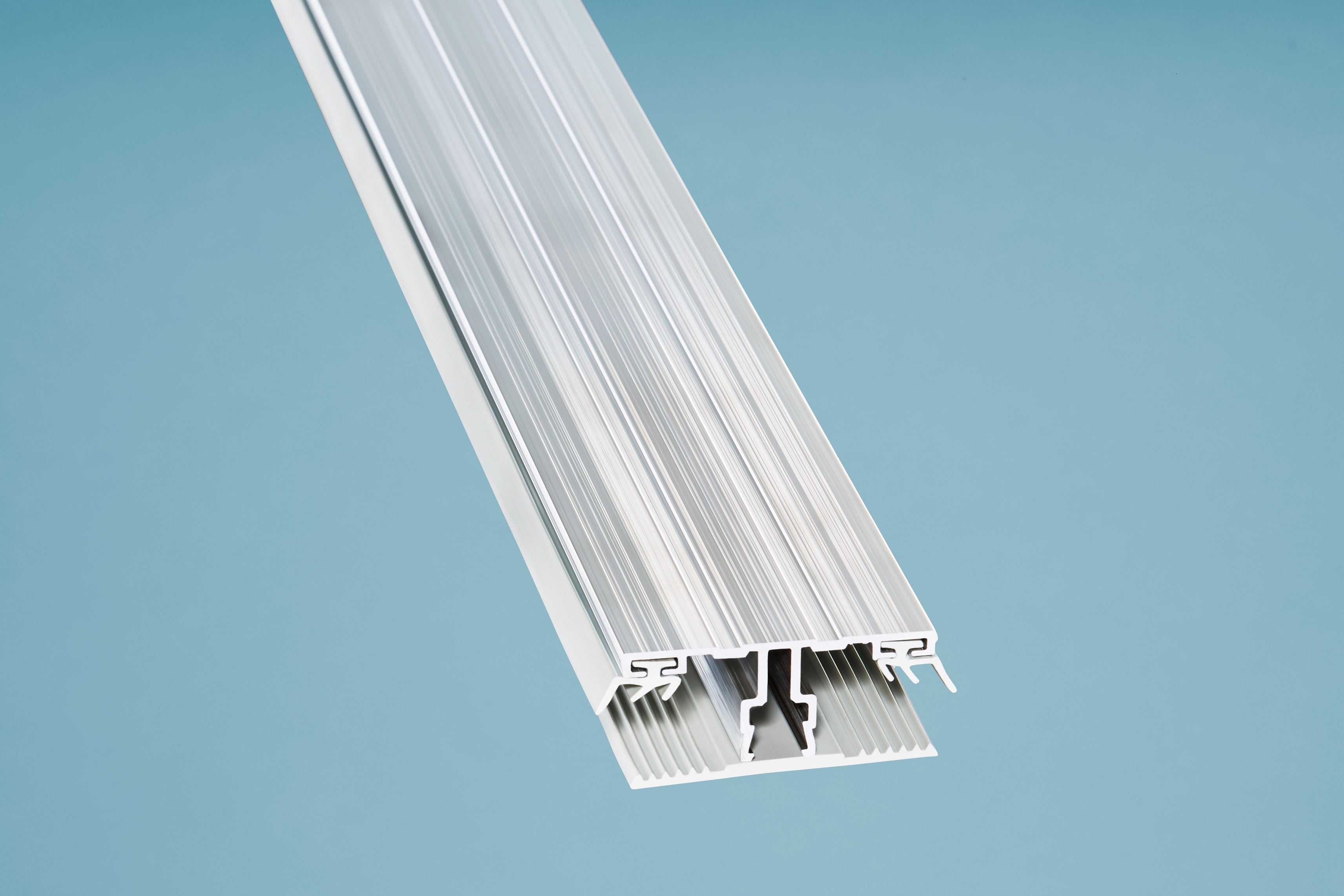 ALU Deckprofil Mitte – 60mm Breite – Produktansicht