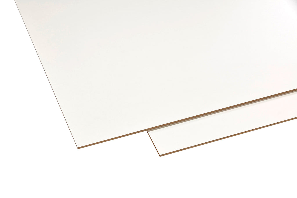 HPL – Fassaden – Schichtstoffplatte – 6mm, 1300mm Breite, Weiß kaufen – Produktbild freigestellt
