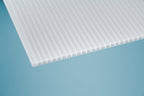 Hohlkammerplatte Polycarbonat Premium LEXAN 16mm Opal-weiß – Montage auf Terrassendach
