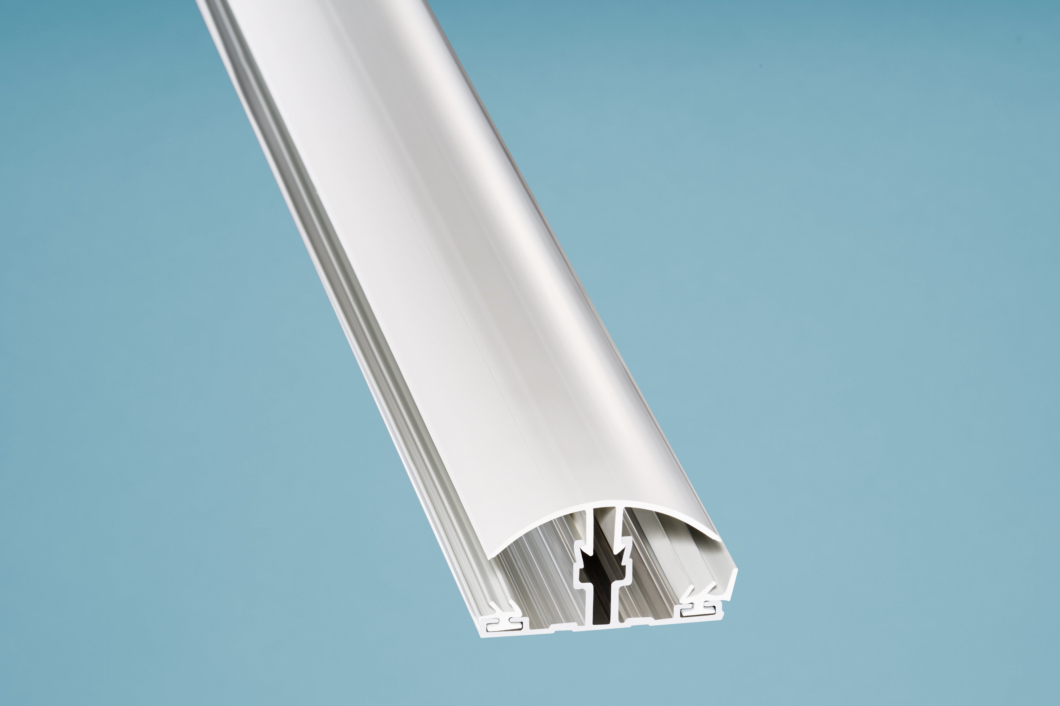 ALU & PVC Klemmprofil Mitte – 61mm Breite – Produktansicht