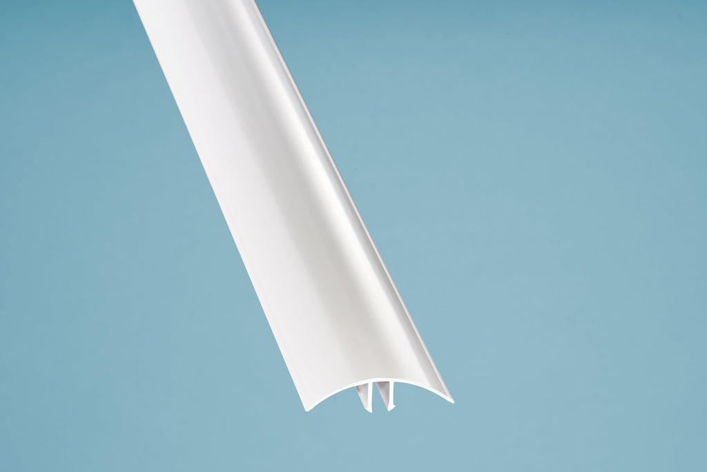 PVC Klemmprofil (Oberteil) – 61mm Breite, Weiß – Produktansicht
