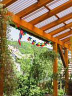 Freistehende Terrassenüberdachung mit Acryl-Bedachung