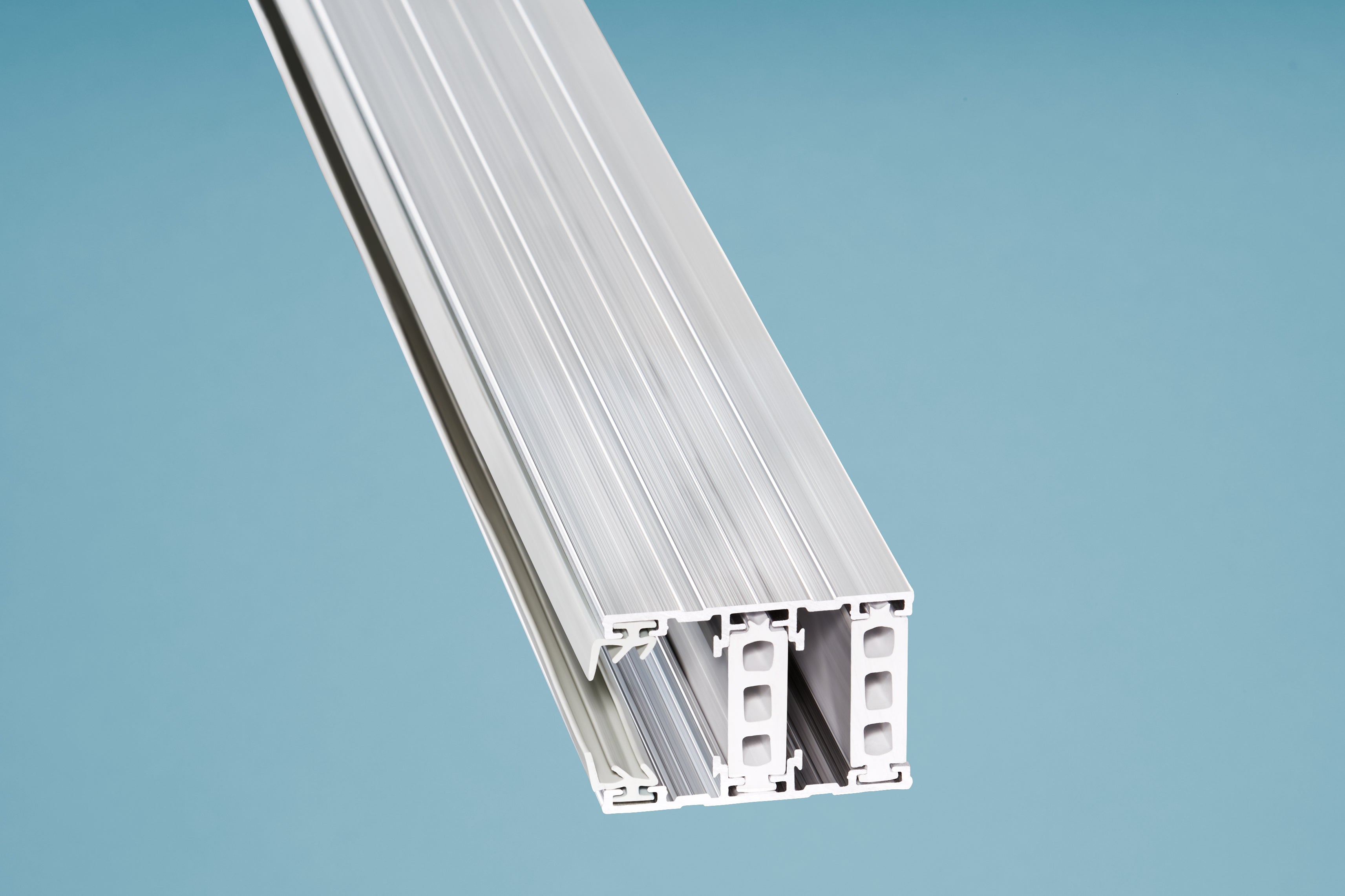 Stegplatte ALU Thermoprofil Rand – 60mm Breite – Produktansicht